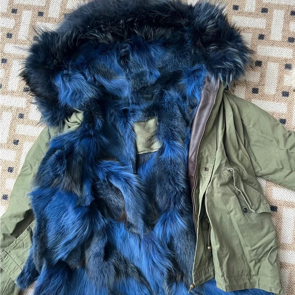 Mr&Mrs ITALY Coyote Fur Jacket - Picture 2 of 7